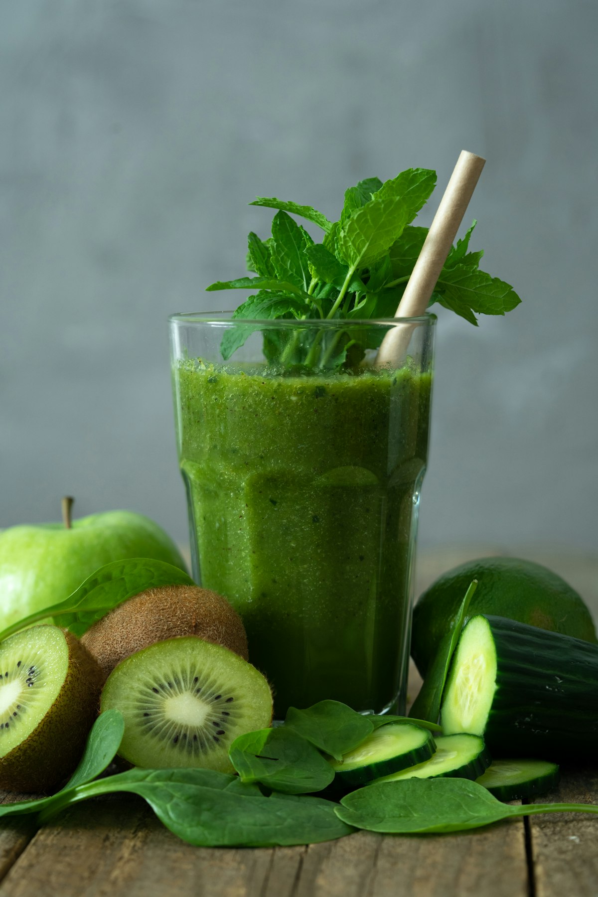 nước ép rau má xanh tươi